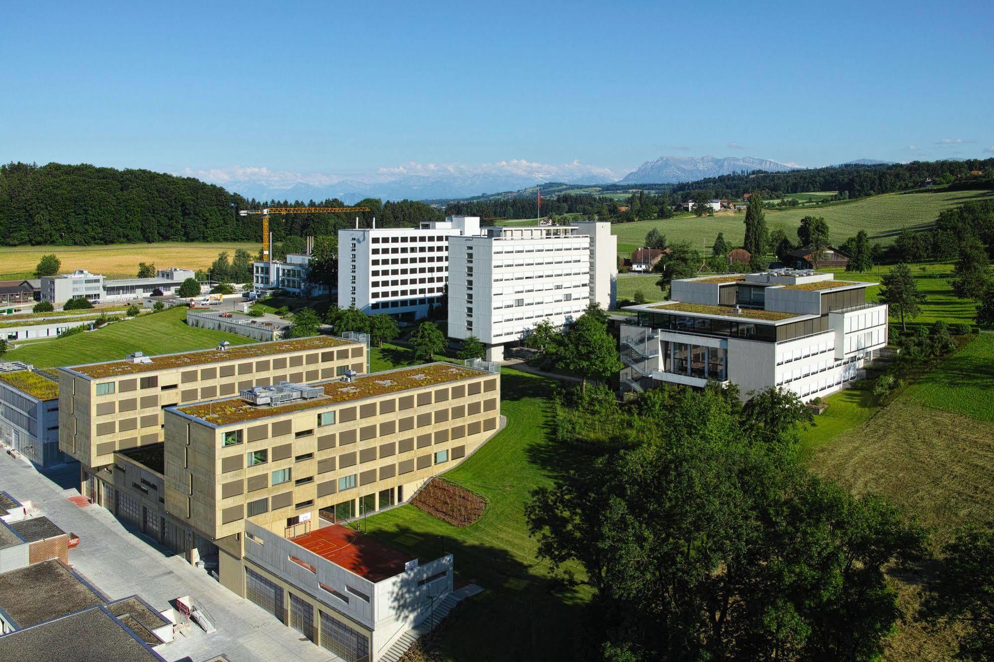 Seminarhotel Campus Сурзее Екстериор снимка